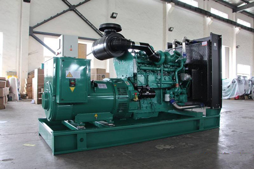 临沂320kw康明斯柴油发电车出租_COPY_COPY