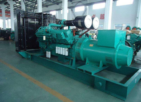 临沂800kw康明斯柴油发电机组图片 临沂800kw康明斯柴油发电机组图片